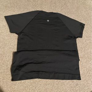 Black Lululemon Swiftly 2.0 Shirt